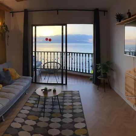 The View Will Convince You! Apartment