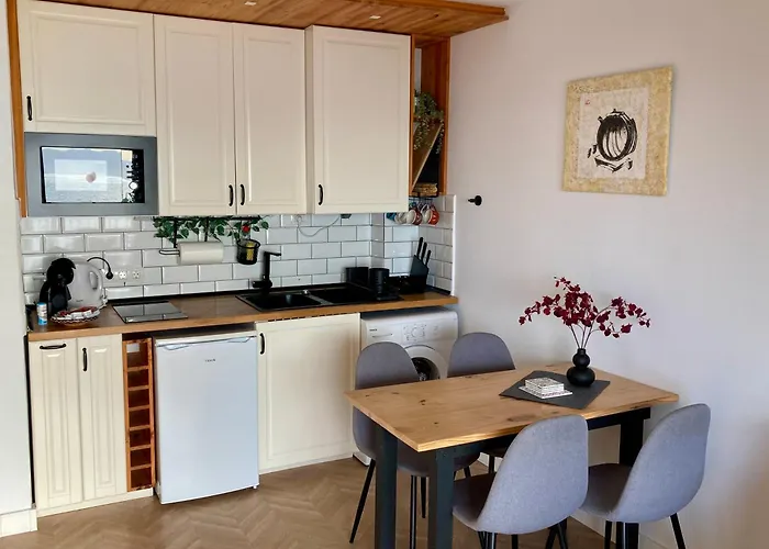 아파트 The View Will Convince You! *